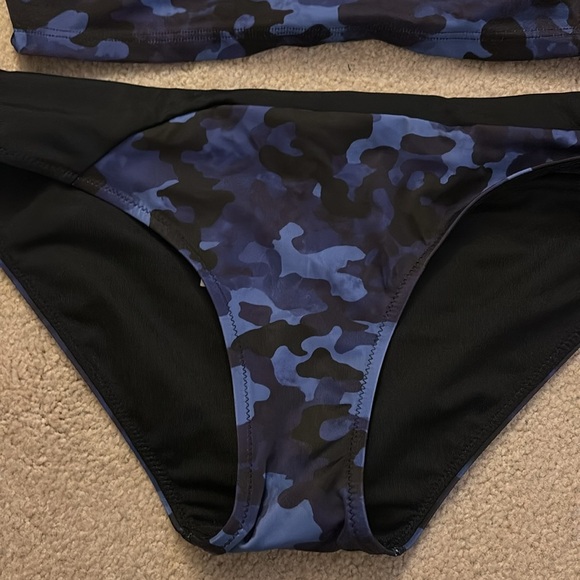NWT Athleta Camo Conscious CropBikini Top D-DD Freestyle Bottom Swimsuit - Picture 4 of 10
